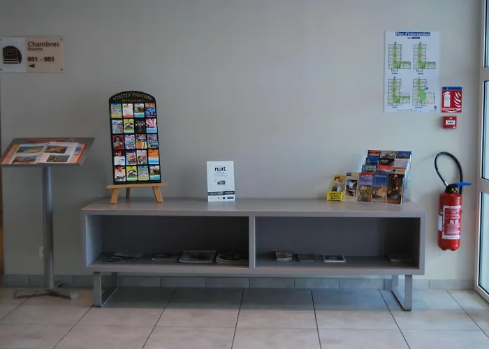 Hotell Kyriad Sud 3*